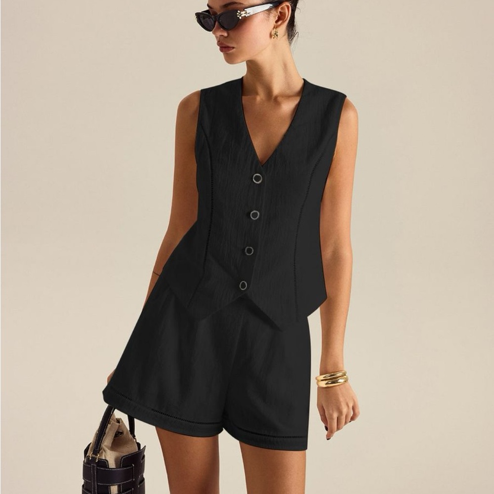 Commense Black Sleeveless Buttoned Vest and Shorts Set